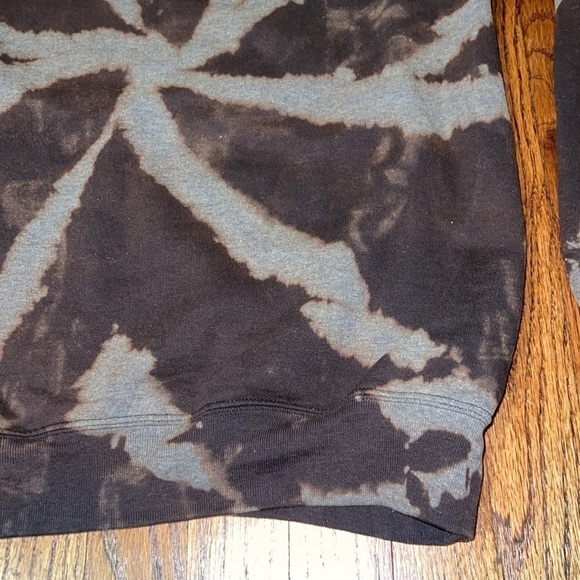 Unisex Homemade Bleach Tye dye Sweatshirt - Picture 10 of 13